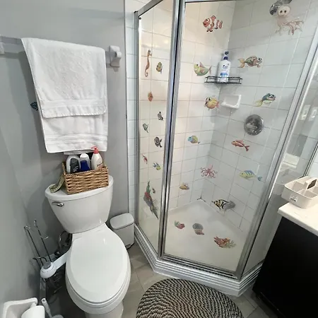 Private, Secure, Immaculate & Cozy Room Brampton Extérieur photo